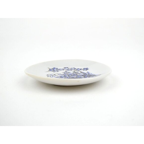 Vintage Japanese Porcelain Mini Plate W/ Blue Pagoda & Tree Design 2.75“ x 2.75” - Picture 5 of 8